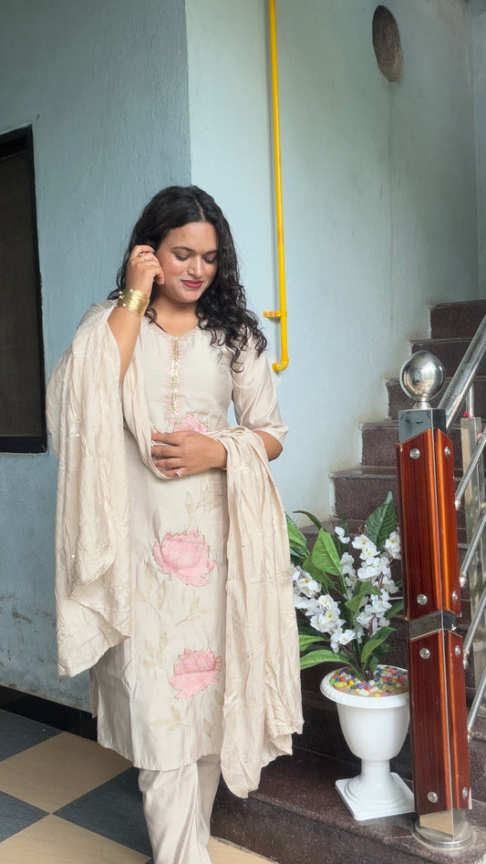 Lotus Kurta Set